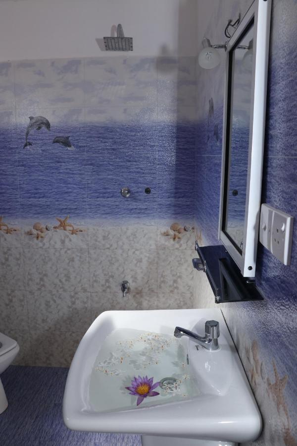 Great Yeheni Villa ヒッカドゥワ エクステリア 写真