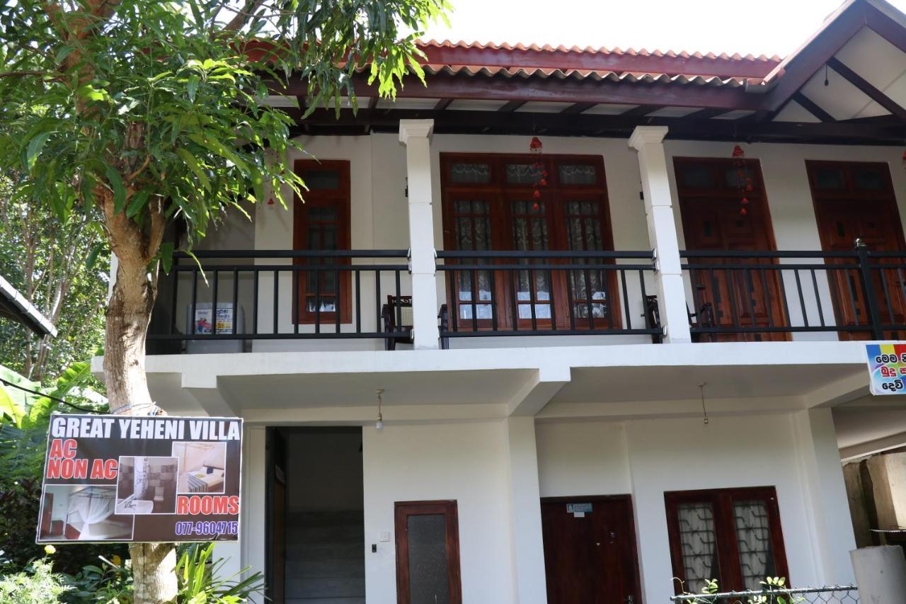 Great Yeheni Villa ヒッカドゥワ エクステリア 写真
