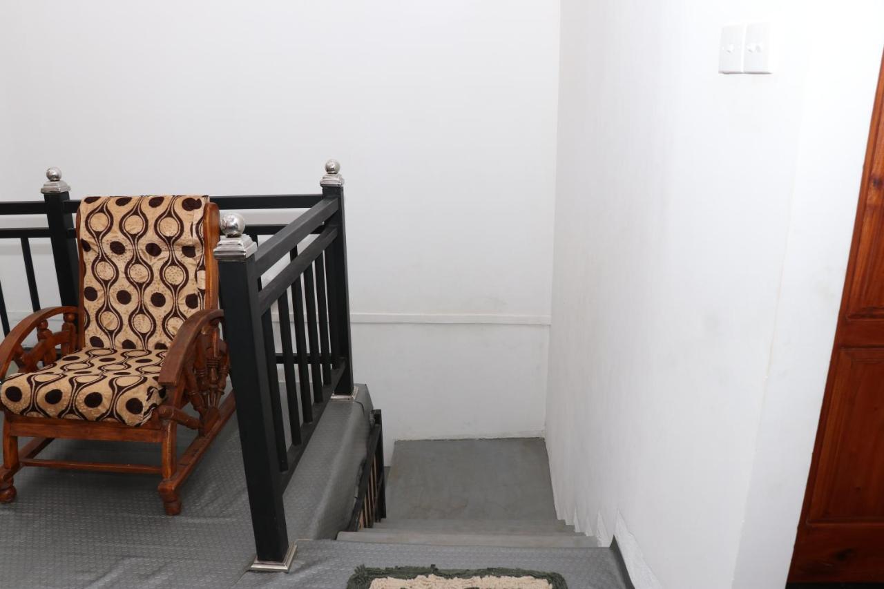Great Yeheni Villa ヒッカドゥワ エクステリア 写真