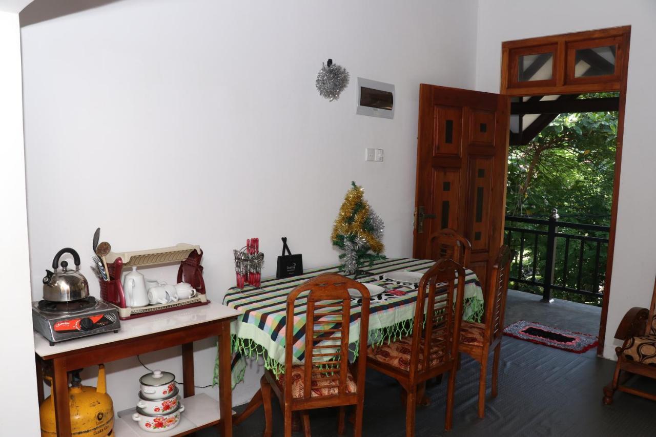 Great Yeheni Villa ヒッカドゥワ エクステリア 写真